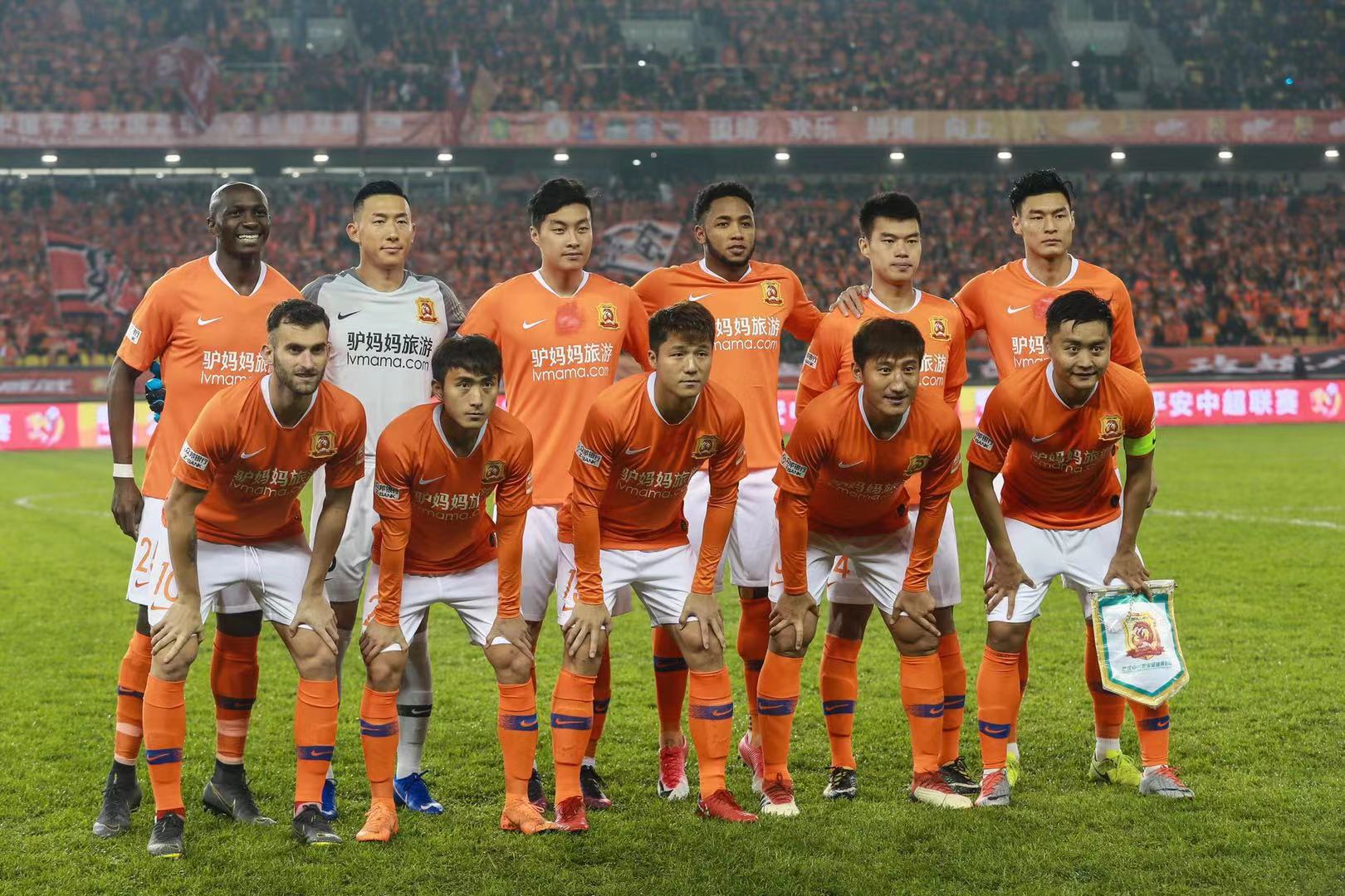 游泳的整体 游泳的整体