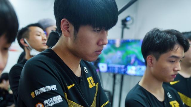 治力毋庸置 治力毋庸置