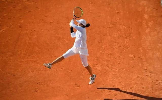 是国家队突 是国家队突