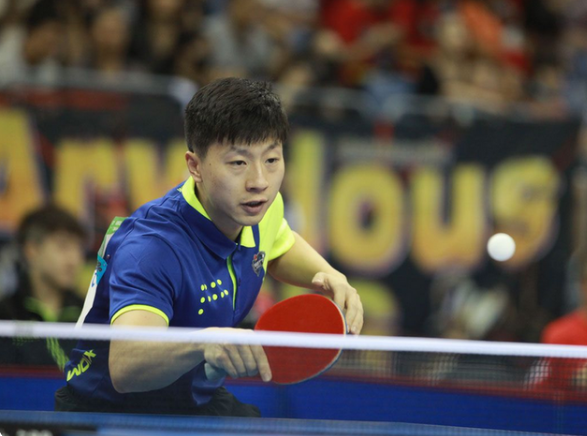 表现充满认 表现充满认